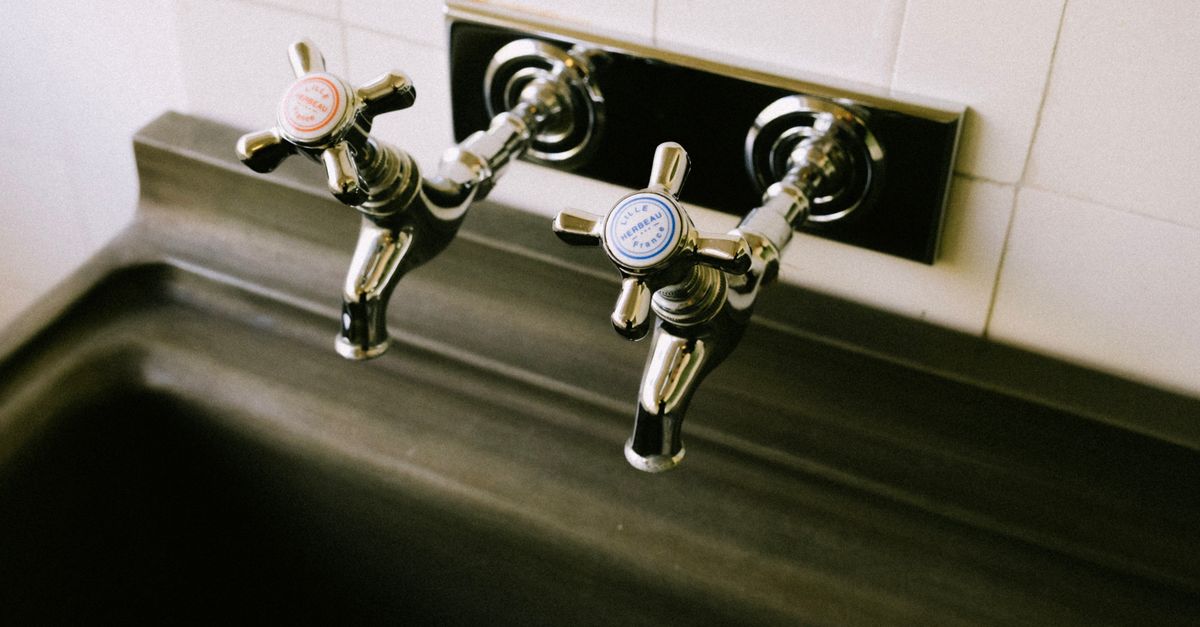 DIY Techniques for Spotting Leaks in Your Home